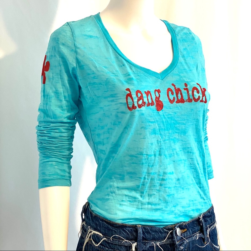 Dang Chicks Vneck L/S turquoise tee, Sz L & XL